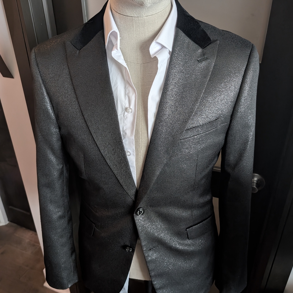 Sold// Sophisticated Charcoal Blazer for Men